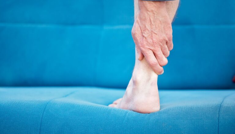 Zapalenie ścięgna Achillesa objawy