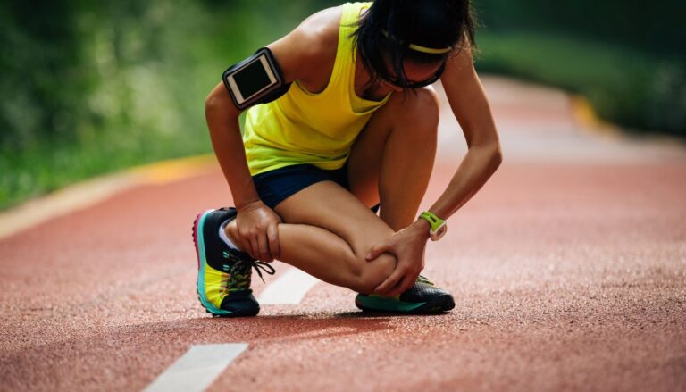 Ból nóg od kolan w dół przyczyny i leczenie