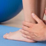 Płaskostopie poprzeczne a podłużne – czym się różnią Płaskostopie poprzeczne a podłużne