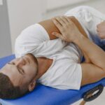 Jak problemy ortopedyczne mogą wpływać na nietrzymanie moczu? Elly wyjaśnia elly_ortopedia_a_nietrzymanie_moczu