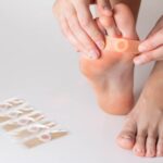 Jak usunąć odcisk z korzeniem – poradnik krok po kroku Jak usunąć odcisk z korzeniem