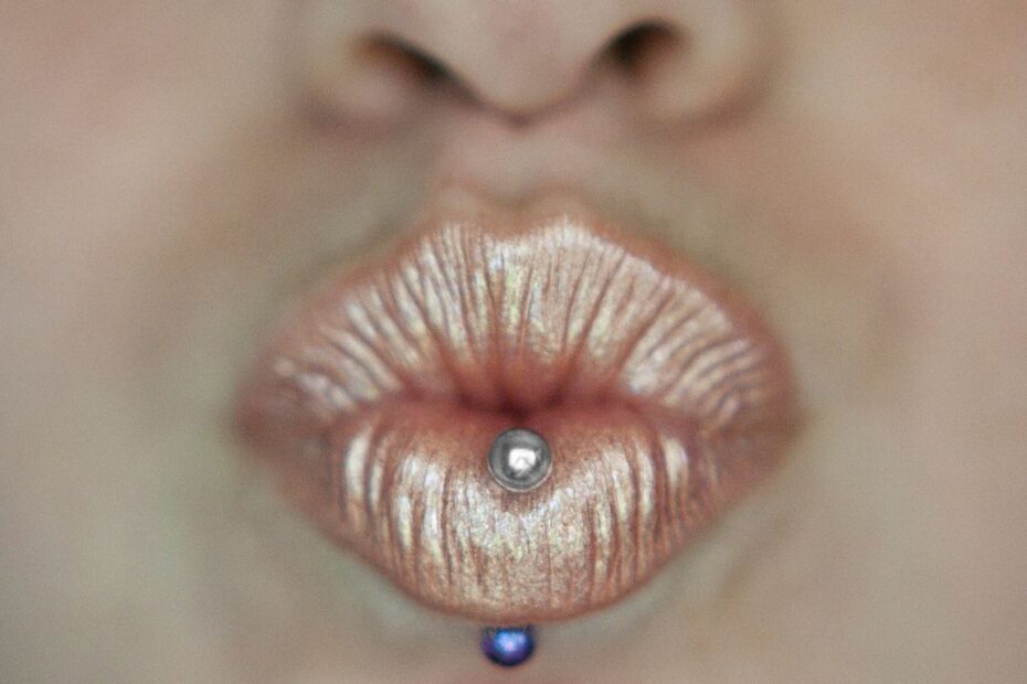 Vertical labret gojenie